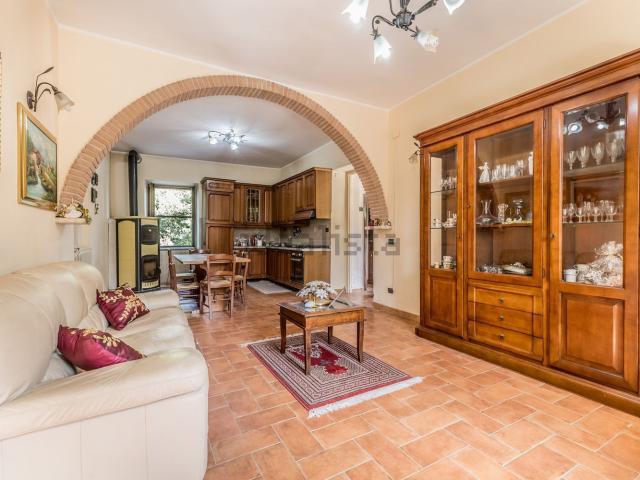 Villetta indipendente in vendita di 120 m² in Via Sorana