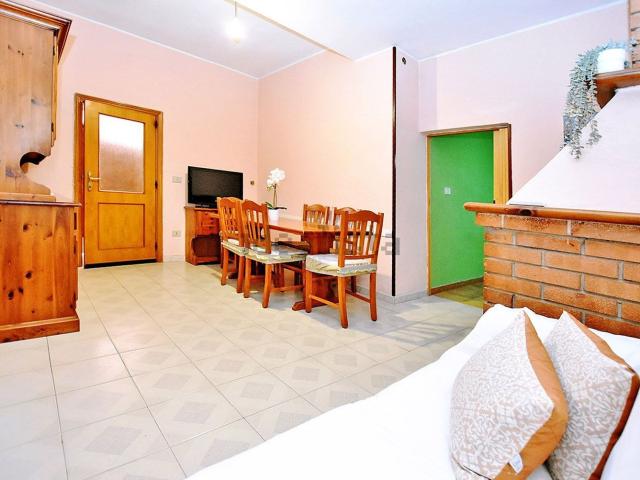 Villetta indipendente in vendita di 120 m² in Via Sarcidano, 4