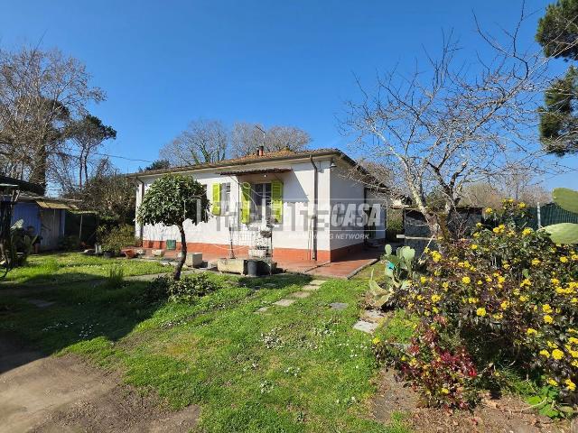 Villetta indipendente in vendita di 120 m² in Via Poveromo