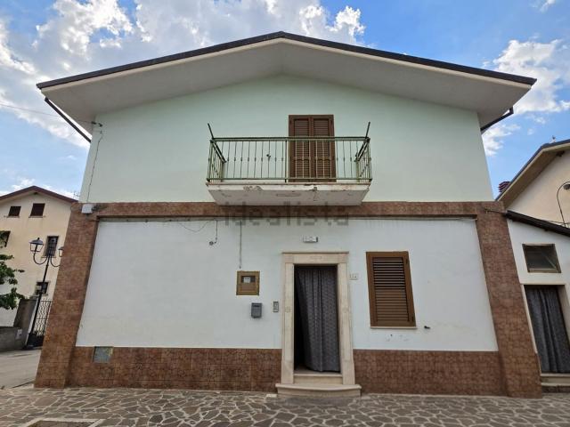 Villetta indipendente in vendita di 120 m² in Via Po, 24