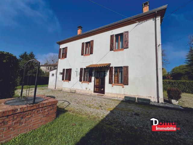 Villetta indipendente in vendita di 120 m² in Via Provinciale