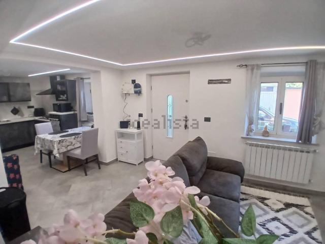 Villetta indipendente in vendita di 120 m² in Via R. Tofful, 6