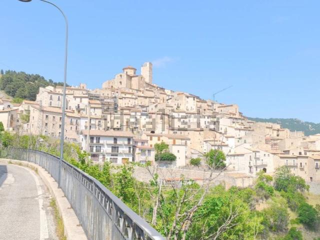Villetta indipendente in vendita di 120 m² in Via Roma