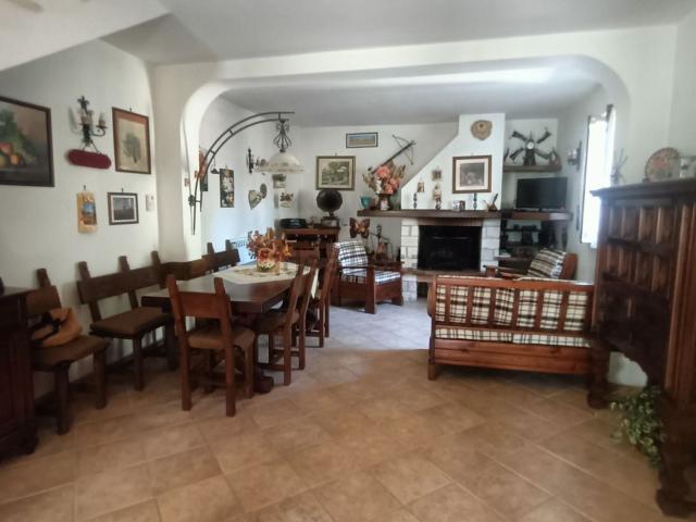 Villetta indipendente in vendita di 120 m² in Via Roma