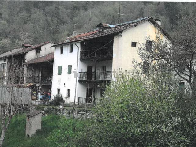 Villetta indipendente in vendita di 120 m² in Via Rugna