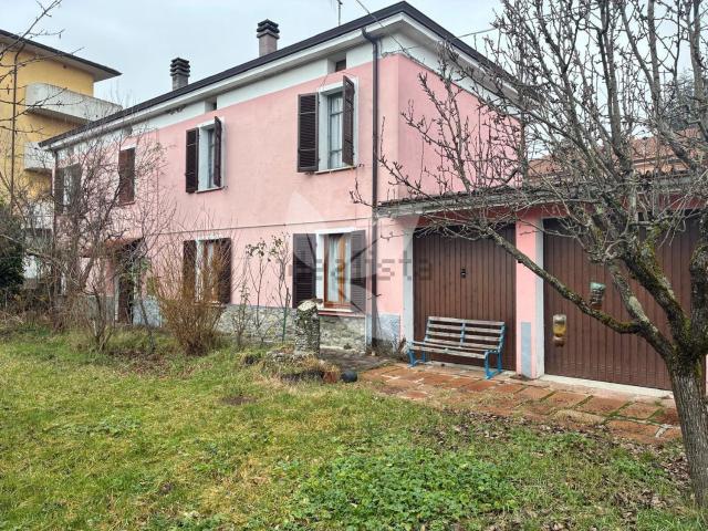 Villetta indipendente in vendita di 120 m² in Via Taro, 10