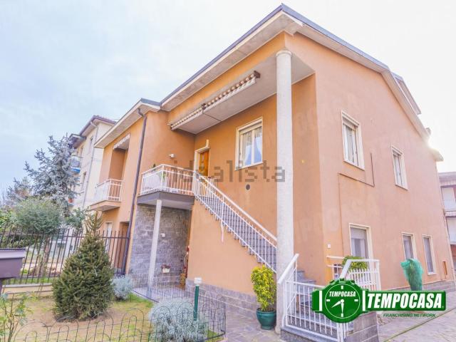 Villetta indipendente in vendita di 120 m² in Via Verona