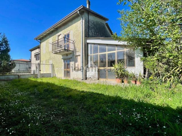 Villetta indipendente in vendita di 120 m² in Vicolo Arturo Toscanini, 11