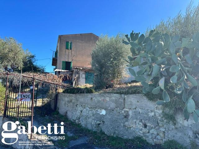 Villetta indipendente in vendita di 180 m² in Contrada Apesana