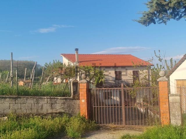 Villetta indipendente in vendita di 120 m² in Contrada La Cesina, 8
