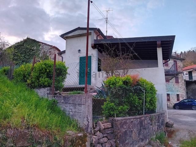 Villetta indipendente in vendita di 120 m² in Località Gabbiana Case Sparse, 23