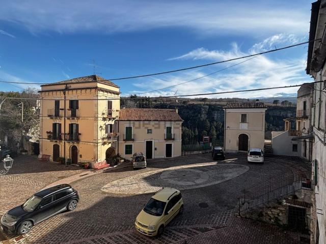 Villetta indipendente in vendita di 120 m² in Piazza Cesare Battisti