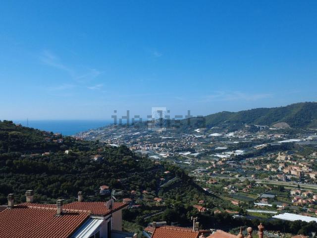 Villetta indipendente in vendita di 120 m² in Piazza F.lli Ruffini, 5