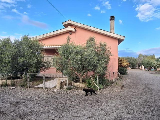 Villetta indipendente in vendita di 120 m² in Strada Comunale Su Cardu