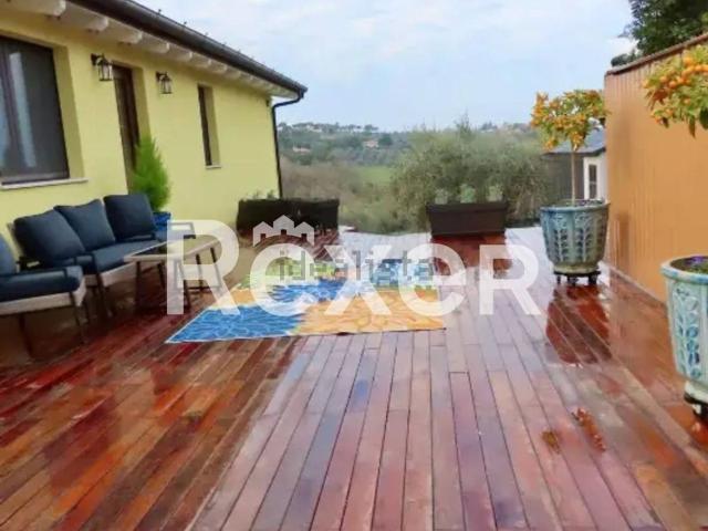 Villetta indipendente in vendita di 120 m² in Strada di Scalzadonne