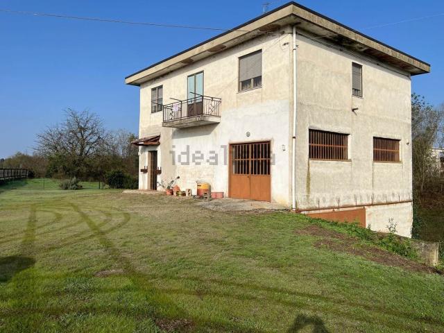 Villetta indipendente in vendita di 120 m² in Strada Statale 230, 23