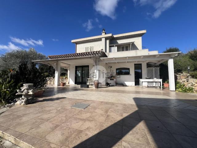 Villetta indipendente in vendita di 120 m² in Strada Vicinale Maccia d&apos Agliastru, 5