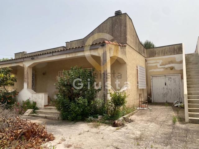 Villetta indipendente in vendita di 121 m² in Via Sacra Famiglia, 73