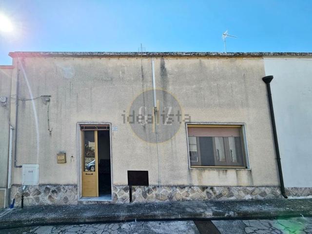 Villetta indipendente in vendita di 122 m² in Via Battisti, 20