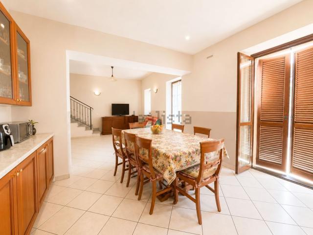 Villetta indipendente in vendita di 122 m² in Via Esperanto, 2