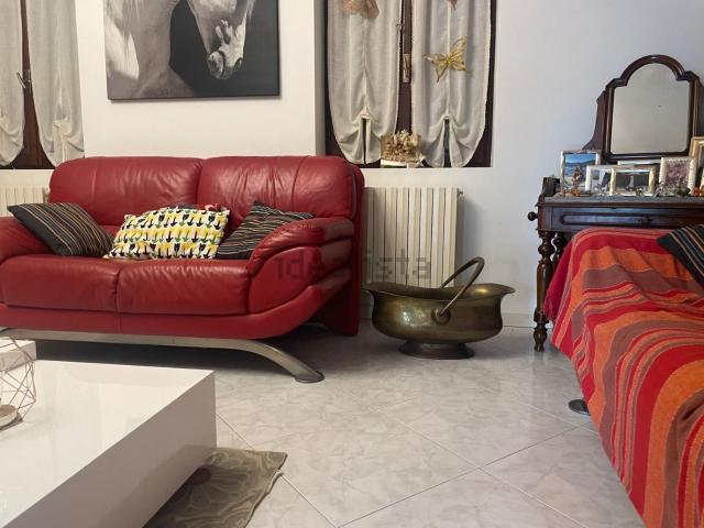 Villetta indipendente in vendita di 122 m² in Via IV Novembre