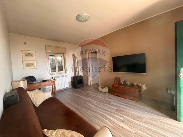 Villetta indipendente in vendita di 122 m² in Via Monte Difeso, 8