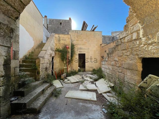 Villetta indipendente in vendita di 123 m² in Via Castrignano, 16