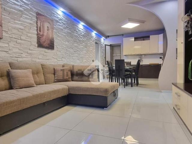Villetta indipendente in vendita di 123 m² in Via Fausto Gullo, 124
