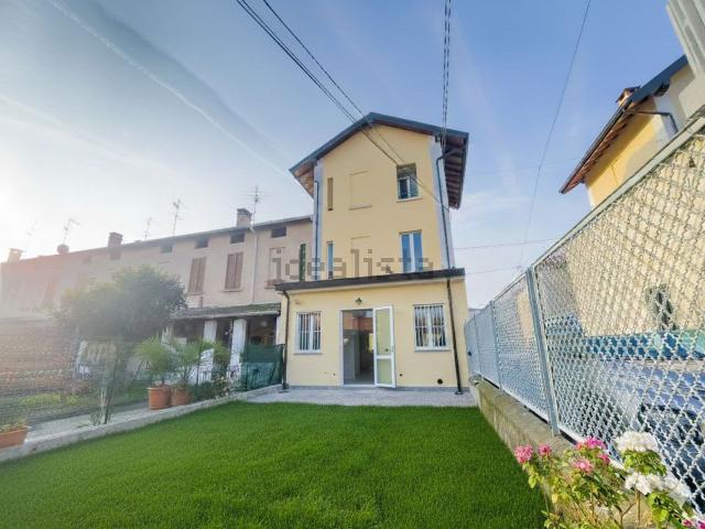 Villetta indipendente in vendita di 123 m² in Via Monsignor Ambrogio Portaluppi, 50