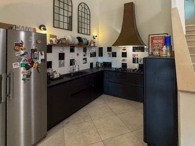 Villetta indipendente in vendita di 123 m² in Via Pietro Bagnoli