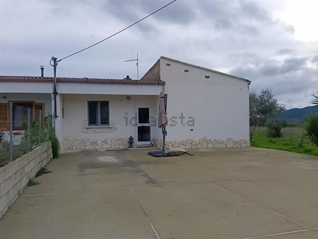 Villetta indipendente in vendita di 123 m² in Località Is Cordas, 3
