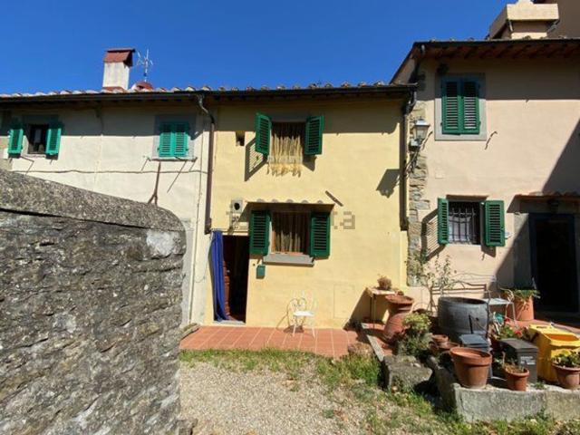 Villetta indipendente in vendita di 124 m² in Via Corsica