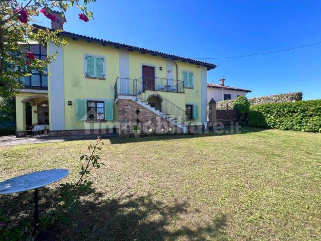 Villetta indipendente in vendita di 124 m² in Via Umberto I°