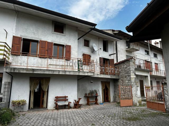 Villetta indipendente in vendita di 124 m² in Borgo Burelli, 5