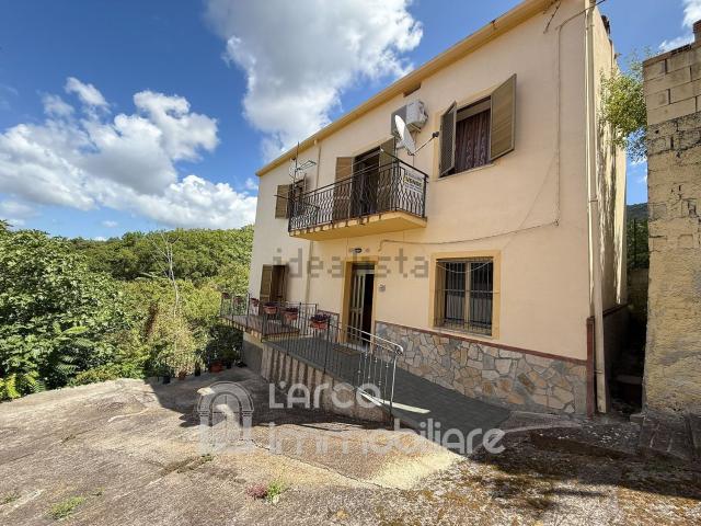 Villetta indipendente in vendita di 125 m² in Via Cozza di Patacca, 10