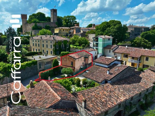 Villetta indipendente in vendita di 125 m² in Via Chiesa, 15
