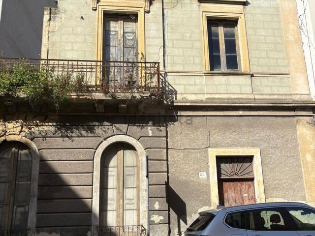 Villetta indipendente in vendita di 125 m² in Via Cristoforo Colombo, 83