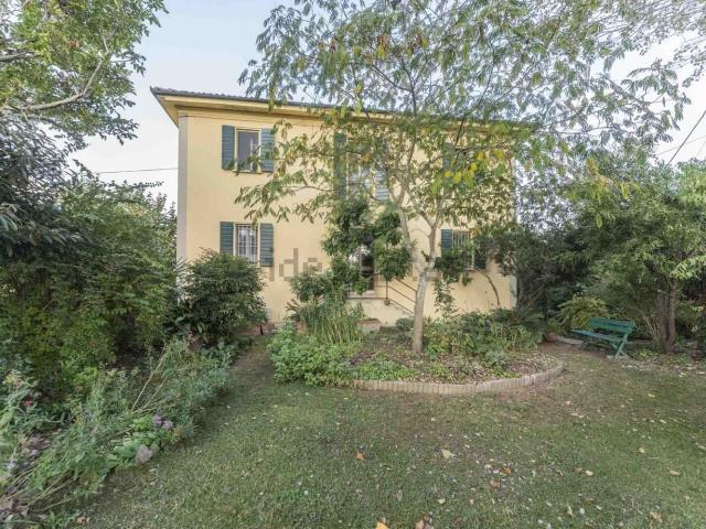Villetta indipendente in vendita di 125 m² in Via Bassa, 1