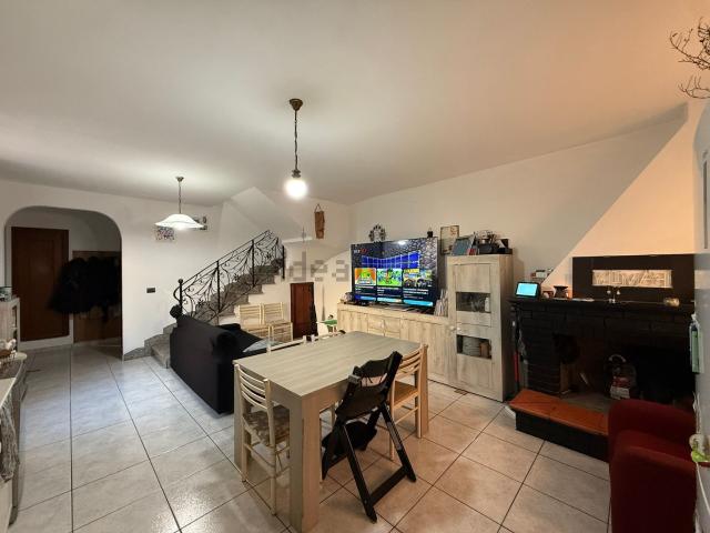 Villetta indipendente in vendita di 125 m² in Via Giovanni Spano