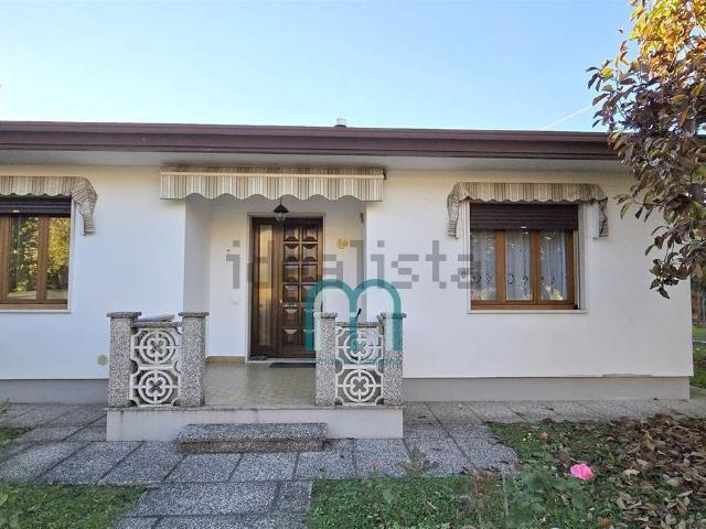 Villetta indipendente in vendita di 125 m² in Via Enrico Toti, 39