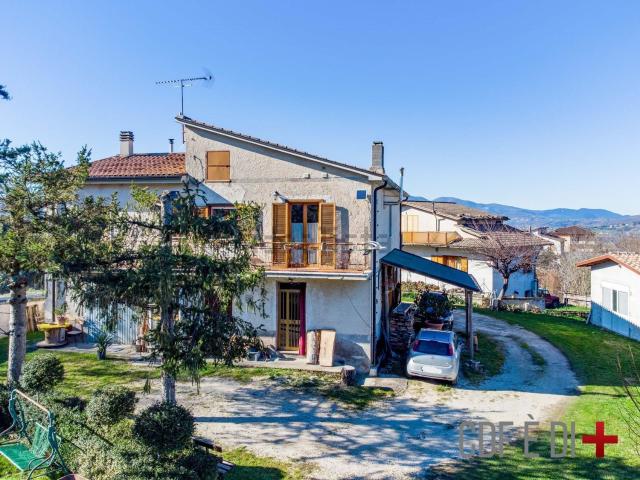 Villetta indipendente in vendita di 125 m² in Via I Maggio