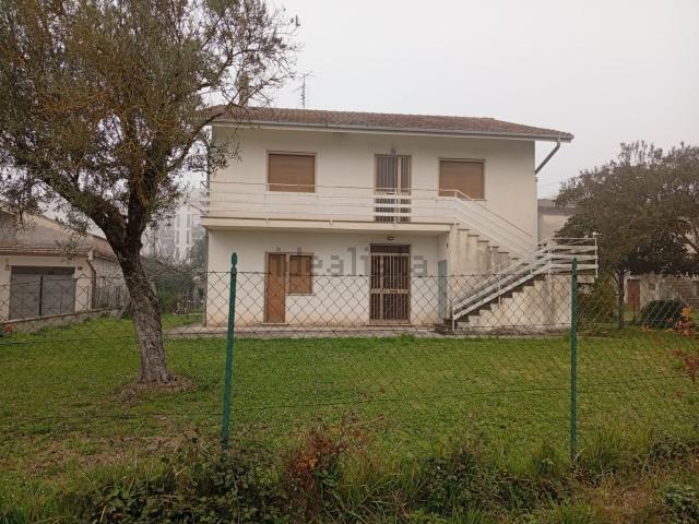 Villetta indipendente in vendita di 125 m² in Via Iannacone, 20