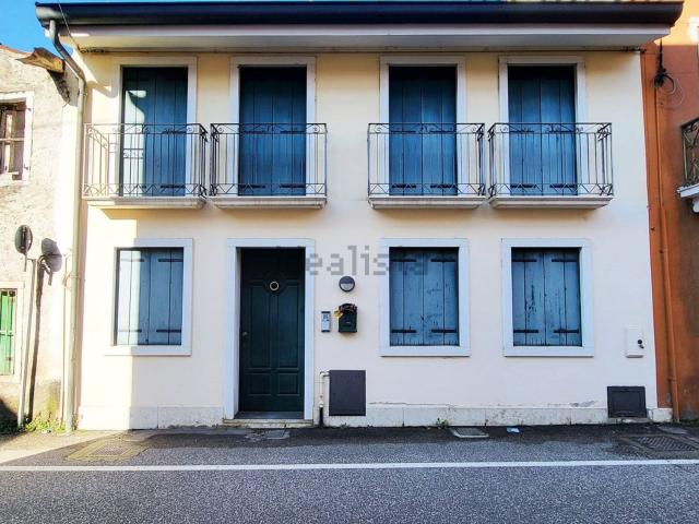 Villetta indipendente in vendita di 125 m² in Via O. M. Pagani, 14