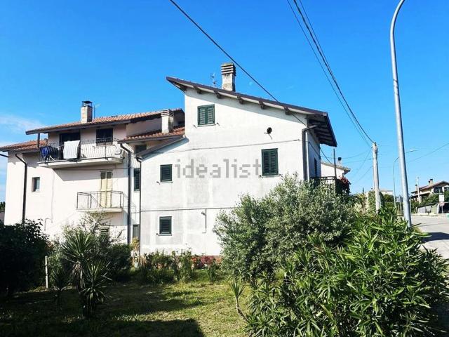 Villetta indipendente in vendita di 125 m² in Via San Pietro, 63