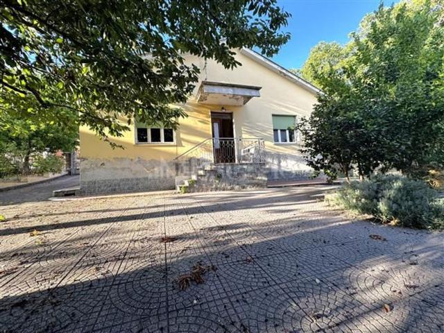 Villetta indipendente in vendita di 125 m² in Vicolo di Colle Febbraro