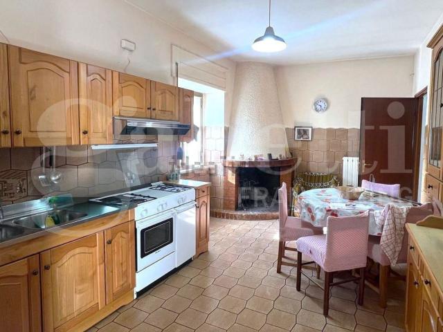 Villetta indipendente in vendita di 125 m² in Borgo Elena, 48