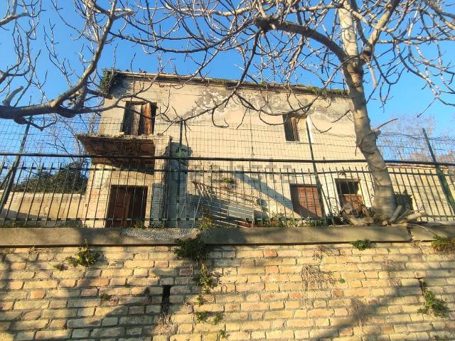 Villetta indipendente in vendita di 125 m² in Contrada Piane Maglierici, 1