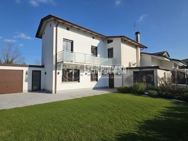 Villetta indipendente in vendita di 126 m²