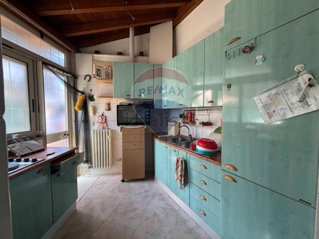 Villetta indipendente in vendita di 126 m² in Via Galileo Galilei, 31
