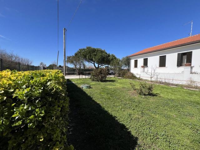 Villetta indipendente in vendita di 126 m² in Via I Maggio